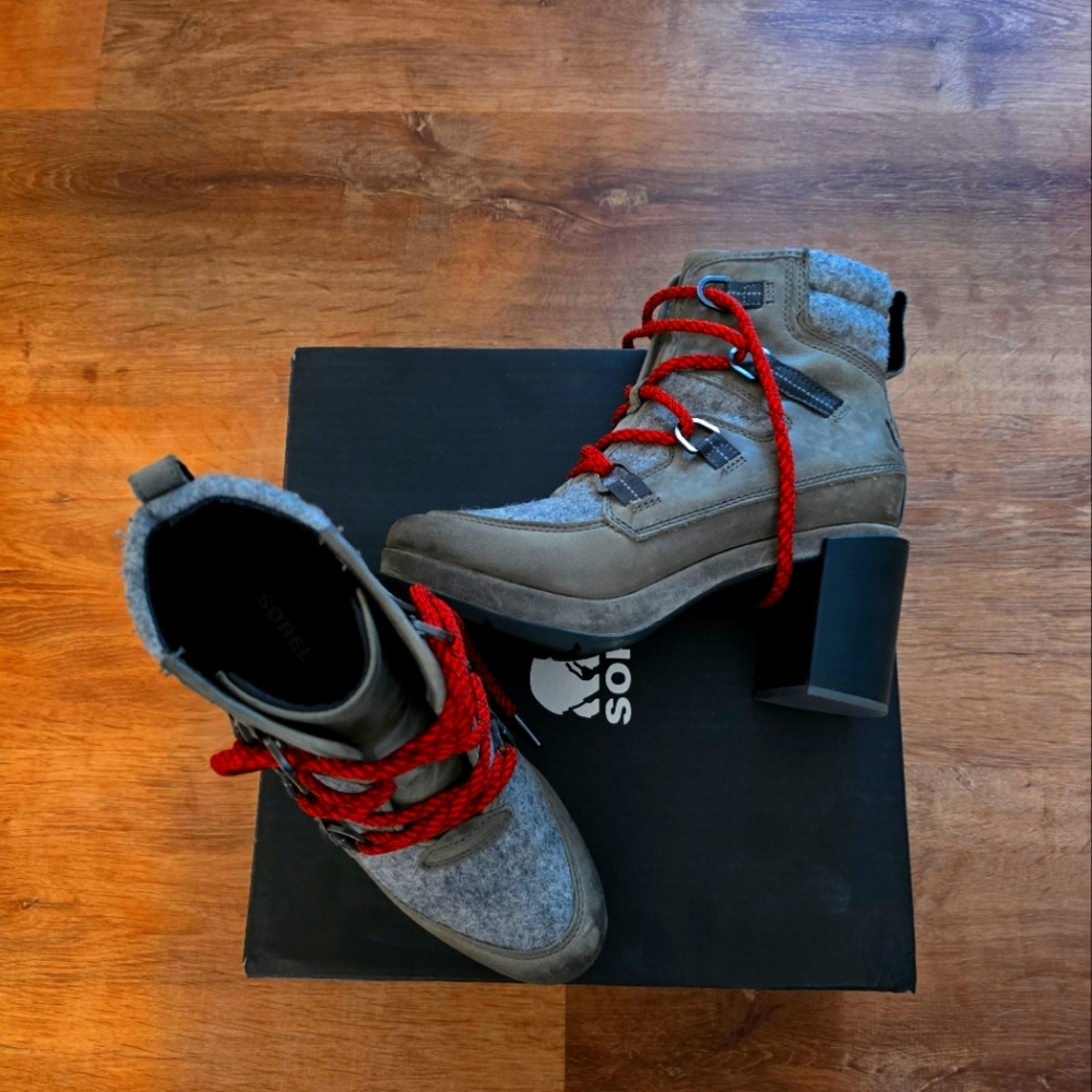 Sorel Blake Lace Booties